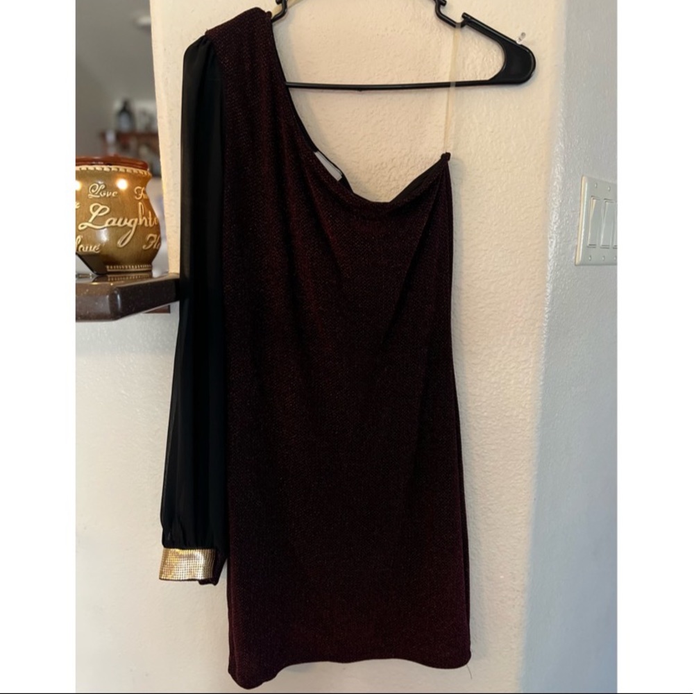 Womems Small One Shoulder Dress